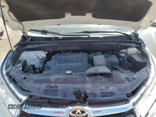 2016 Toyota Highlander Limited with VIN 5TDDKRFH2GS334499, listed as a Copart auction lot 56685955 with 100,605 mi miles and Salvage title. Bid and sale history available at DreamBid. Image 12.