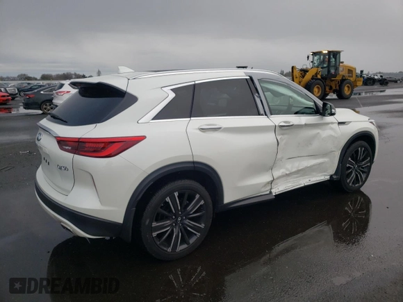2021 Infiniti QX50 LUXE with VIN 3PCAJ5BB5MF125953, listed as a Copart auction lot 37266323 with 7,966 mi miles. Bid and sale history available at carsss.com. Image 3.