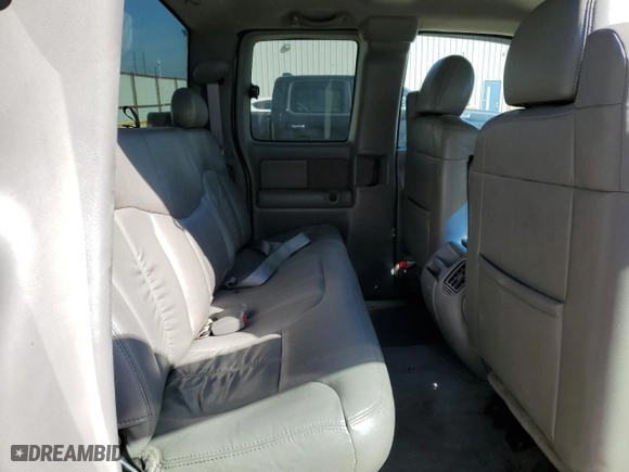 2002 GMC Sierra 1500 SLT with VIN 1GTEC19T42Z241901, listed as a Copart auction lot 45695015 with 166,602 mi miles and Salvage Title. Bid and sale history available at carsss.com. Image 10.