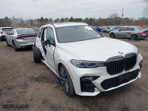 2022 BMW X7 M50i with VIN 5UXCX6C00N9K19775, listed as a IAAI auction lot 41256543 with 31,942 mi miles. Bid and sale history available at carsss.com. Image 1.