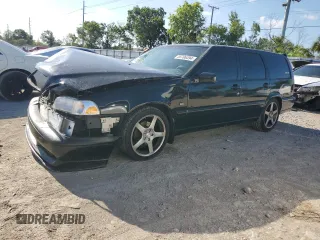 1998 Volvo V70 T5 with VIN YV1LW5344W2353792, listed as a Copart auction lot 55706394 with 209,247 mi miles and Salvage Title. Bid and sale history available at carsss.com. Image 1.