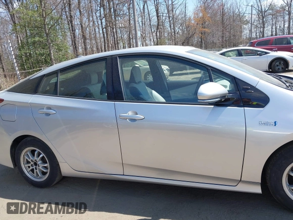 2017 Toyota Prius Plus z VIN JTDKARFP1H3001327, wystawiony jako IAAI lot #41895059 z przebiegiem 91 821 mil mil oraz . Historia ofert i sprzedaży dostępna na DreamBid. Obrazek 12.