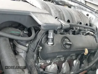 2016 Chevrolet Suburban LT z VIN 1GNSCHKCXGR282232, wystawiony jako IAAI lot #42650483 z przebiegiem 143 325 mil mil oraz . Historia ofert i sprzedaży dostępna na DreamBid. Obrazek 19.