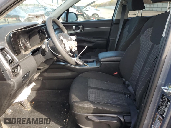 2022 Kia Sorento LX with VIN 5XYRG4LC6NG132519, listed as a Copart auction lot 48679605 with 23,437 mi miles and Salvage Title. Bid and sale history available at carsss.com. Image 7.