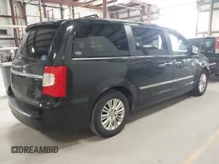 2013 Chrysler Town & Country Limited with VIN 2C4RC1GG0DR509167, listed as a IAAI auction lot 41973819 with 186,896 mi miles. Bid and sale history available at carsss.com. Image 4.