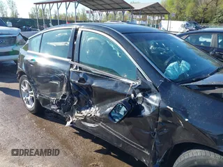 2009 Acura TL z VIN 19UUA86279A017568, wystawiony jako IAAI lot #41975176 z przebiegiem 171 865 mil mil oraz . Historia ofert i sprzedaży dostępna na DreamBid. Obrazek 19.