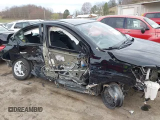 2019 Nissan Versa SV z VIN 3N1CN7AP2KL846643, wystawiony jako IAAI lot #41893371 z przebiegiem 67 054 mil mil oraz . Historia ofert i sprzedaży dostępna na DreamBid. Obrazek 6.