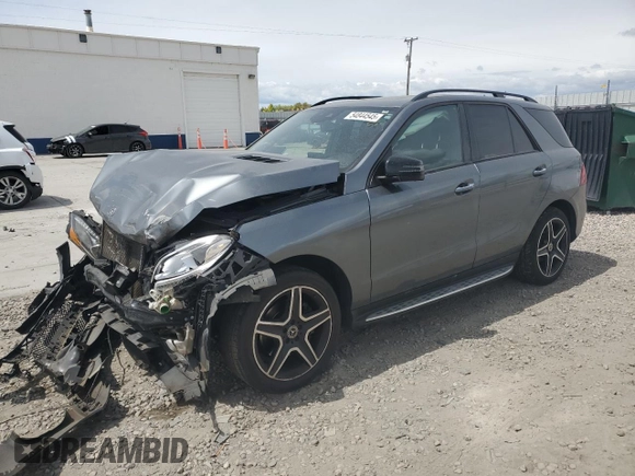 2019 Mercedes-Benz GLE 400 с VIN 4JGDA5GB1KB210810, выставлен на аукционе Copart как лот 54844545 с пробегом Не указан миль и Списание • Salvage title. История ставок и продаж доступна на DreamBid. Изображение 1.