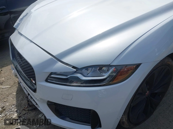 2019 Jaguar F-Pace S with VIN SADCM2FV9KA609878, listed as a IAAI auction lot 42098671 with 90,112 mi miles and . Bid and sale history available at DreamBid. Image 6.
