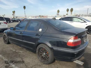 2002 BMW 3 Series 330i with VIN WBAEV53452KM00658, listed as a Copart auction lot 82062874 with 106,031 mi miles and Salvage Title. Bid and sale history available at carsss.com. Image 2.