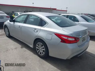 2016 Nissan Altima SR with VIN 1N4AL3AP2GN320402, listed as a IAAI auction lot 41756779 with 213,983 mi miles and . Bid and sale history available at DreamBid. Image 3.