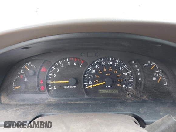 2000 Toyota Tundra Limited with VIN 5TBBT481XYS068716, listed as a IAAI auction lot 42105380 with 281,055 mi miles. Bid and sale history available at carsss.com. Image 7.