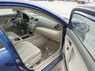 2008 Toyota Camry LE with VIN 4T1BE46K98U195770, listed as a IAAI auction lot 41981623 with 259,583 mi miles. Bid and sale history available at carsss.com. Image 5.