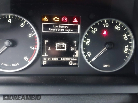 2016 Land Rover LR4 HSE with VIN SALAG2V61GA796537, listed as a IAAI auction lot 41630551 with 149,492 mi miles and . Bid and sale history available at DreamBid. Image 7.