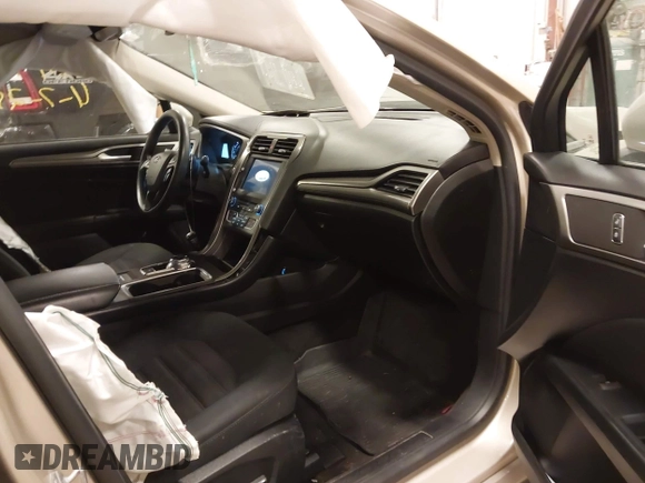 2018 Ford Fusion SE z VIN 3FA6P0HD2JR201693, wystawiony jako IAAI lot #42012709 z przebiegiem 110 857 mil mil oraz . Historia ofert i sprzedaży dostępna na DreamBid. Obrazek 5.