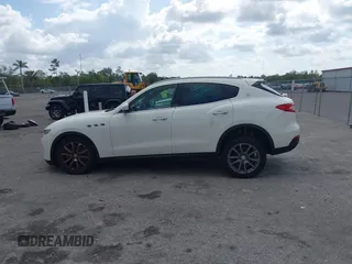 2018 Maserati Levante S z VIN ZN661YUA7JX303714, wystawiony jako IAAI lot #42138181 z przebiegiem 62 934 mil mil oraz . Historia ofert i sprzedaży dostępna na DreamBid. Obrazek 15.