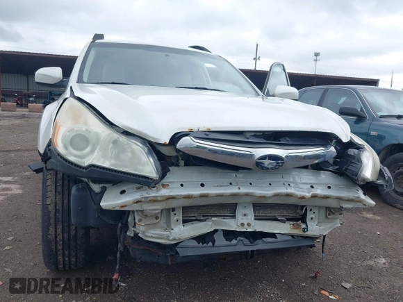 2011 Subaru Outback Limited Power Moon с VIN 4S4BRBKC2B3415559, выставлен на аукционе IAAI как лот 42244683 с пробегом 239 280 миль миль и . История ставок и продаж доступна на DreamBid. Изображение 6.