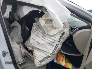 2020 Ford Fusion SE z VIN 3FA6P0LU2LR219671, wystawiony jako IAAI lot #41996821 z przebiegiem Nie podano mil oraz . Historia ofert i sprzedaży dostępna na DreamBid. Obrazek 5.