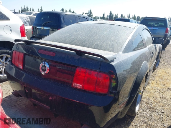 2006 Ford Mustang GT Deluxe with VIN 1ZVFT82H065257638, listed as a IAAI auction lot 40384311 with Not provided miles and . Bid and sale history available at DreamBid. Image 4.