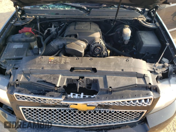 2014 Chevrolet Tahoe LTZ с VIN 1GNSKCE07ER137878, выставлен на аукционе Copart как лот 59905605 с пробегом 213 584 миль миль и Списание • Salvage title. История ставок и продаж доступна на DreamBid. Изображение 12.