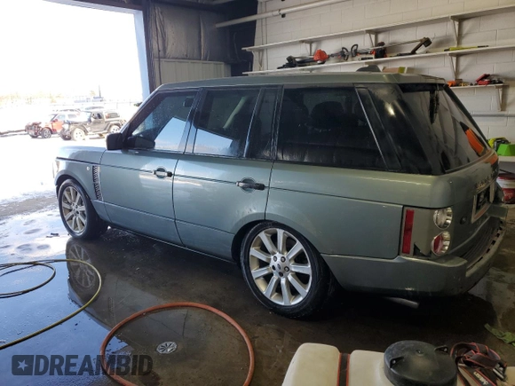 2007 Land Rover Range Rover SC z VIN SALMF13447A247281, wystawiony jako Copart lot #88416335 z przebiegiem Nie podano mil oraz Szkoda całkowita • Salvage title. Historia ofert i sprzedaży dostępna na DreamBid. Obrazek 2.