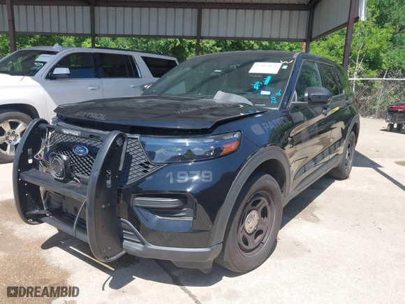 2020 Ford Police Interceptor Utility with VIN 1FM5K8AWXLGD01979, listed as a IAAI auction lot 42095678 with 144,500 mi miles. Bid and sale history available at carsss.com. Image 17.