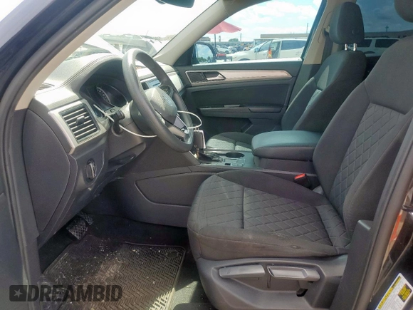 2021 Volkswagen Atlas S with VIN 1V2AP2CA2MC501698, listed as a Copart auction lot 60800245 with 159,721 mi miles and Clean title. Bid and sale history available at DreamBid. Image 7.