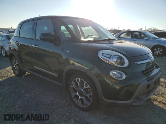 2014 FIAT 500L Trekking with VIN ZFBCFADH4EZ003989, listed as a Copart auction lot 83334354 with 90,261 mi miles and Salvage Title. Bid and sale history available at carsss.com. Image 4.