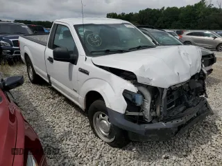 2017 Ford F-150 XL with VIN 1FTNF1CG1HKD05347, listed as a Copart auction lot 61321594 with 165,135 mi miles and Salvage title. Bid and sale history available at DreamBid. Image 4.