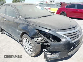 2013 Nissan Altima SV with VIN 1N4AL3AP8DN574126, listed as a IAAI auction lot 42873812 with 118,184 mi miles and . Bid and sale history available at DreamBid. Image 6.