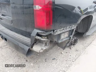 2015 Chevrolet Tahoe LS с VIN 1GNSCAKC9FR115611, выставлен на аукционе IAAI как лот 41624152 с пробегом 201 652 миль миль и . История ставок и продаж доступна на DreamBid. Изображение 18.
