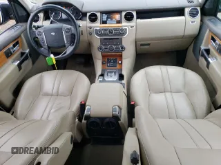 2014 Land Rover LR4 HSE z VIN SALAG2V60EA717775, wystawiony jako Copart lot #76388534 z przebiegiem 108 668 mil mil oraz Szkoda całkowita • Salvage title. Historia ofert i sprzedaży dostępna na DreamBid. Obrazek 8.