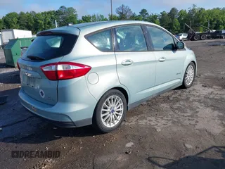 2013 Ford C-Max SE z VIN 1FADP5AU7DL500436, wystawiony jako IAAI lot #42270861 z przebiegiem 105 301 mil mil oraz . Historia ofert i sprzedaży dostępna na DreamBid. Obrazek 4.
