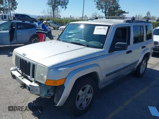 2006 Jeep Commander с VIN 1J8HH48NX6C330781, выставлен на аукционе IAAI как лот 41604799 с пробегом 117 200 миль миль и . История ставок и продаж доступна на DreamBid. Изображение 18.