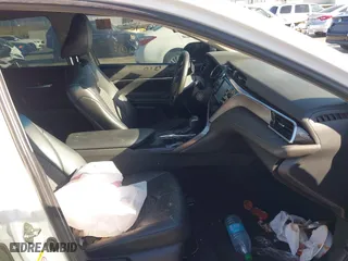 2018 Toyota Camry LE with VIN 4T1B11HKXJU140631, listed as a IAAI auction lot 41761493 with 68,298 mi miles. Bid and sale history available at carsss.com. Image 5.