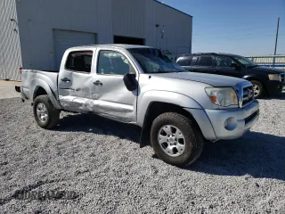 2010 Toyota Tacoma PreRunner with VIN 3TMJU4GN8AM095133, listed as a Copart auction lot 59602955 with 146,136 mi miles and Salvage title. Bid and sale history available at DreamBid. Image 4.