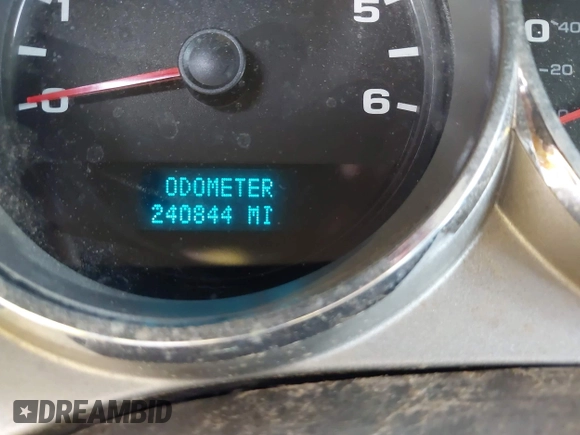 2007 Chevrolet Silverado 1500 LTZ with VIN 2GCEK13M971635849, listed as a IAAI auction lot 42108671 with 240,844 mi miles. Bid and sale history available at carsss.com. Image 7.