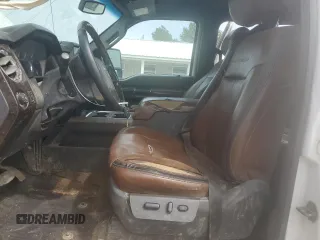 2015 Ford F-350 Platinum с VIN 1FT8W3BT8FEA20776, выставлен на аукционе Copart как лот 50872225 с пробегом 217 559 миль миль и Списание • Salvage title. История ставок и продаж доступна на DreamBid. Изображение 7.