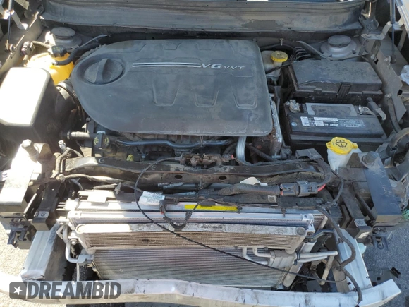 2018 Jeep Cherokee Latitude Tech Connect with VIN 1C4PJMCX0JD506479, listed as a Copart auction lot 57210275 with 189,588 mi miles and Salvage title. Bid and sale history available at DreamBid. Image 12.