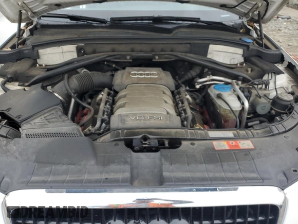 2010 Audi Q5 Premium Plus z VIN WA1LKAFPXAA020442, wystawiony jako Copart lot #62762045 z przebiegiem 136 816 mil mil oraz Szkoda całkowita • Salvage title. Historia ofert i sprzedaży dostępna na DreamBid. Obrazek 11.