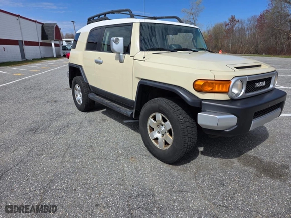 2008 Toyota FJ Cruiser with VIN JTEBU11F58K022478, listed as a Copart auction lot 54704765 with 190,382 mi miles and Clean Title. Bid and sale history available at carsss.com. Image 1.