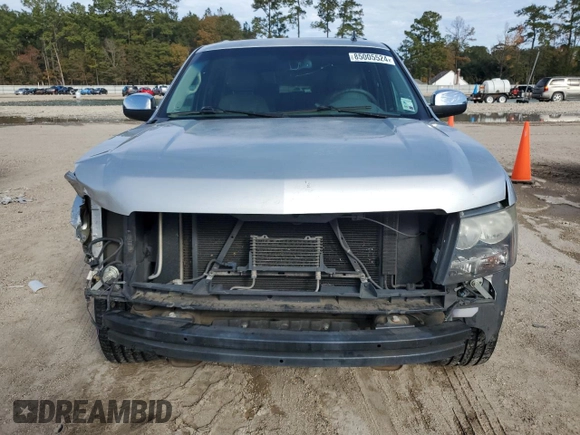 2014 Chevrolet Suburban LTZ with VIN 1GNSCKE02ER141764, listed as a Copart auction lot 85005524 with 234,019 mi miles and Salvage title. Bid and sale history available at DreamBid. Image 5.