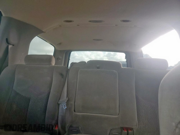 2005 Chevrolet Suburban LS with VIN 3GNEC16Z05G254195, listed as a Copart auction lot 59771655 with 122,825 mi miles and Clean title. Bid and sale history available at DreamBid. Image 10.