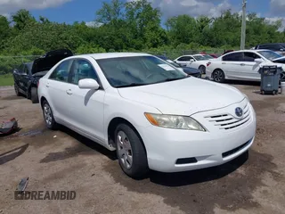 2008 Toyota Camry LE z VIN 4T1BE46K78U753468, wystawiony jako IAAI lot #42133921 z przebiegiem 103 649 mil mil oraz . Historia ofert i sprzedaży dostępna na DreamBid. Obrazek 1.