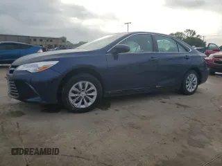 2017 Toyota Camry XLE with VIN 4T1BF1FK1HU812462, listed as a Copart auction lot 54645555 with 98,772 mi miles and Salvage Title. Bid and sale history available at carsss.com. Image 1.