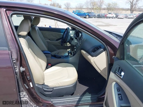 2011 Kia Optima EX with VIN KNAGN4A7XB5055304, listed as a IAAI auction lot 42023759 with 158,385 mi miles. Bid and sale history available at carsss.com. Image 5.