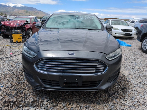 2016 Ford Fusion SE with VIN 3FA6P0H79GR246424, listed as a Copart auction lot 57166155 with 39,270 mi miles and Salvage title. Bid and sale history available at DreamBid. Image 5.