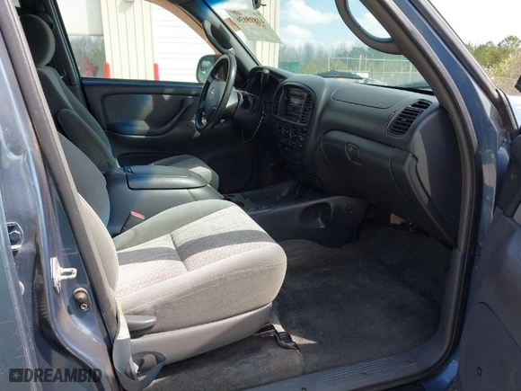 2006 Toyota Tundra SR5 with VIN 5TBDT44186S548460, listed as a IAAI auction lot 41815136 with 180,353 mi miles. Bid and sale history available at carsss.com. Image 5.