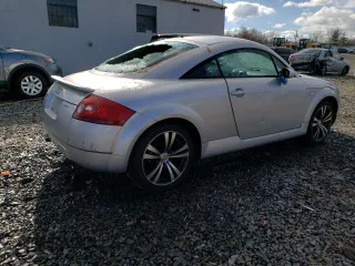 2001 Audi TT with VIN TRUWX28NX11020730, listed as a Copart auction lot 83046404 with 116,767 mi miles and Salvage Title. Bid and sale history available at carsss.com. Image 3.