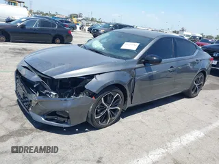 2024 Nissan Altima SR with VIN 1N4BL4CV6RN377307, listed as a IAAI auction lot 42229384 with 8,117 mi miles and . Bid and sale history available at DreamBid. Image 18.